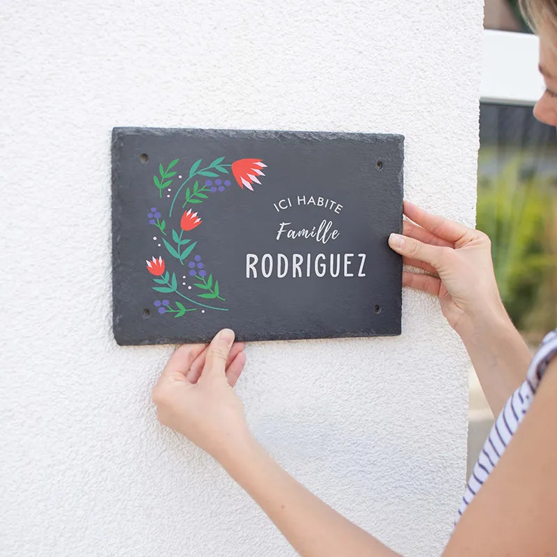 Plaque de porte personnalisée – Impression avec nom de famille – 3 tailles - Plaque de maison avec tulipes - Image 2