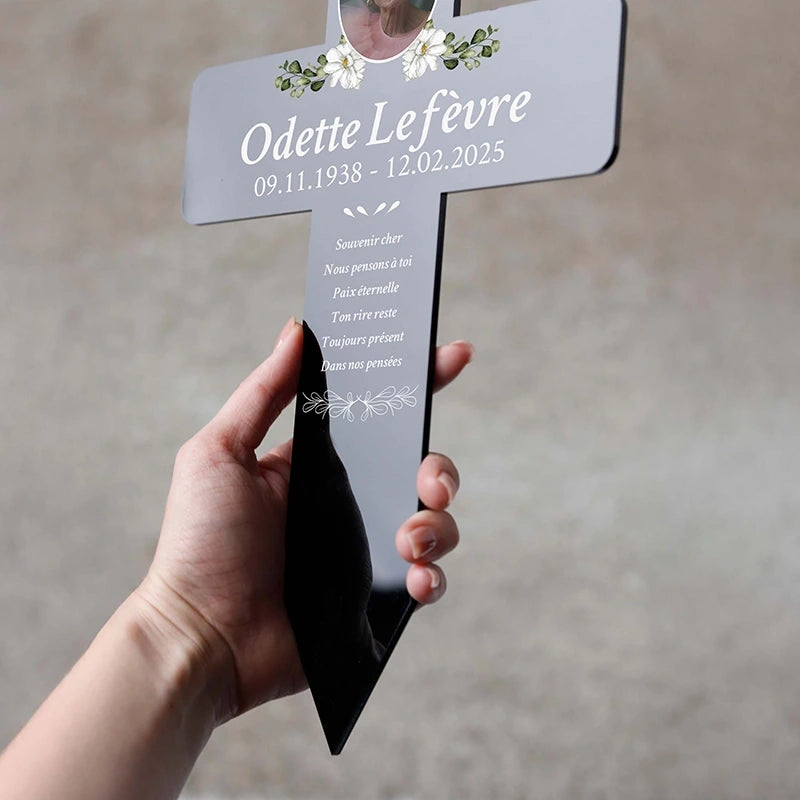 Croix funéraire personnalisée en acrylique – Ornement de tombe avec photo – Fleurs, 2 tailles - Image 6